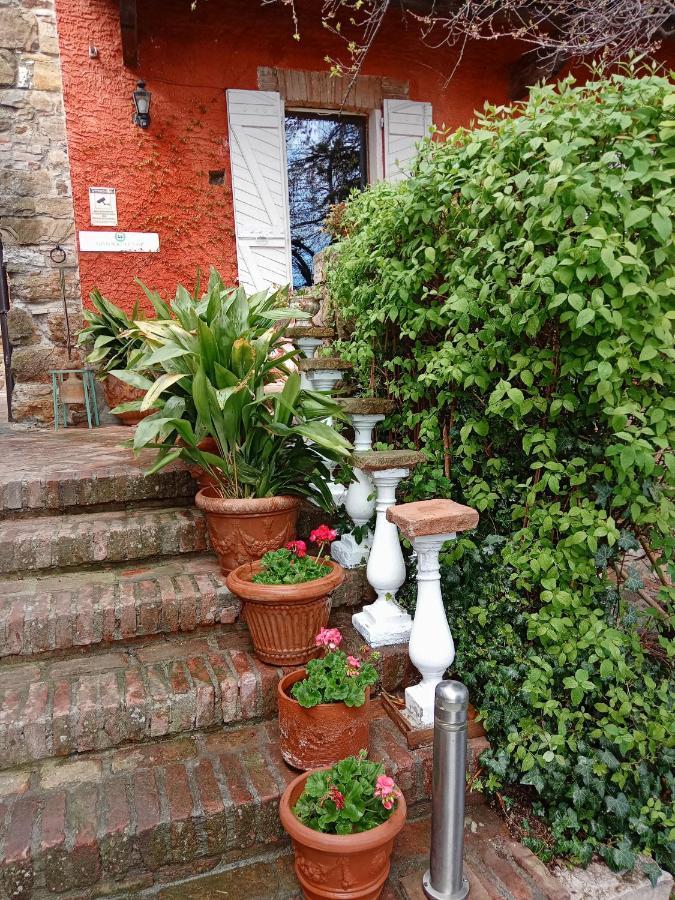 Gasthaus Morelli House Montalbo Exterior foto
