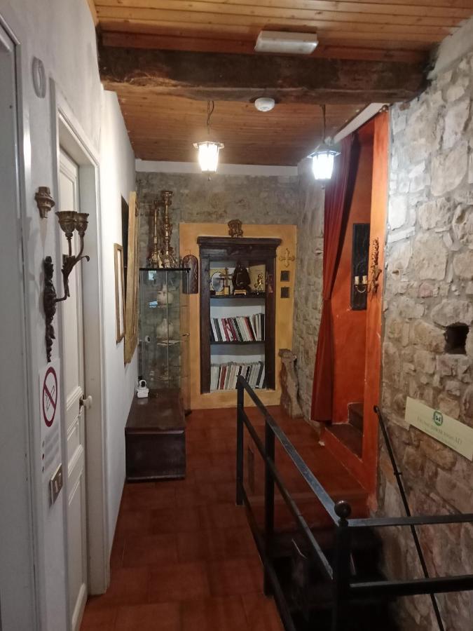 Gasthaus Morelli House Montalbo Exterior foto